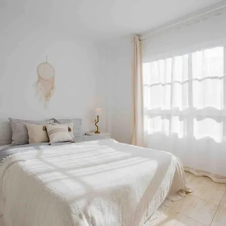 Апартаменты 2 Bedrooms, 3min, Roof Terrace With Ocean View Кальяо-Сальвахе