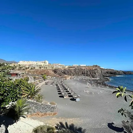 2 Bedrooms, 3min, Roof Terrace With Ocean View Apartman