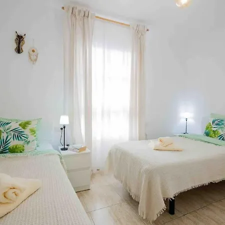 Apartman 2 Bedrooms, 3min, Roof Terrace With Ocean View *